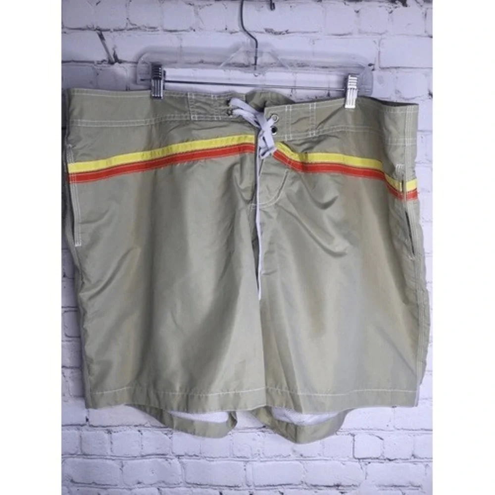 Old Navy Beige Pockets Lined Drawstring Beach Shorts Swim Trunks Men XXL Vietnam